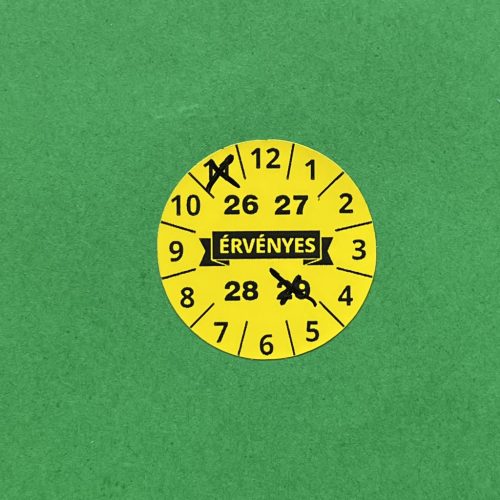 "ÉRVÉNYES" wetterfester Polyesteraufkleber für 4 Jahre (2026-2029), 30 mm rund, gelb