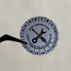 VOID nyomot hagyó 6 éves (2027-2032) kétnyelvű felülvizsgálati matrica 30 mm kör, matt ezüst