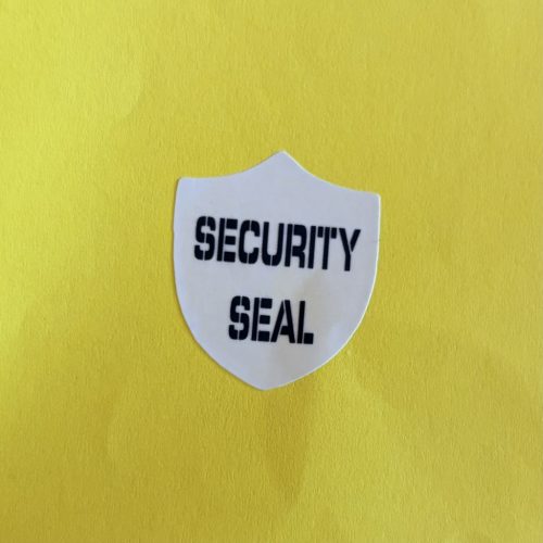 "SECURITY SEAL" VOID nyomot hagyó biztonsági matrica 25x30 mm pajzs forma, matt fehér