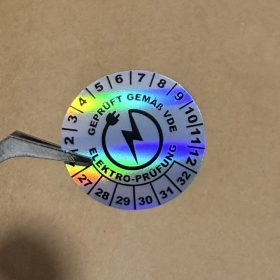   Hologramos vinyl 6 éves (2027-2032) VDE felülvizsgálati matrica 30 mm kör