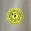 Időjárásálló poliészter 6 éves (2027-2032) VDE felülvizsgálati matrica 30 mm kör, sárga