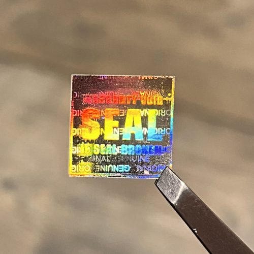 "SECURITY SEAL" destruktív hologram matrica 15x15 mm (96 db)